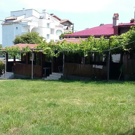Дървени Къщички - Лион Villa Sinemoretz Exterior photo
